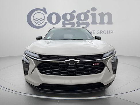 New 2026 Chevrolet Trax RS w/ Driver Confidence Package FWD image 9