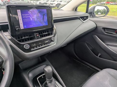 Used 2024 Toyota Corolla LE FWD image 18