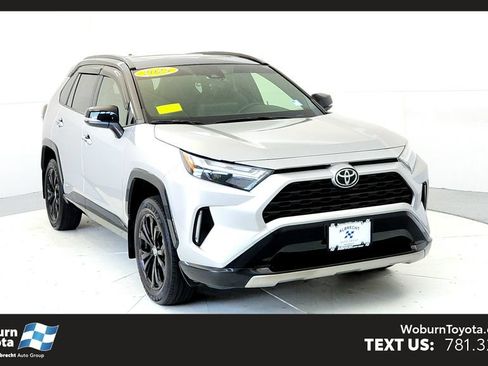 Used 2025 Toyota RAV4 XSE w/ Weather Package AWD/4WD image 1