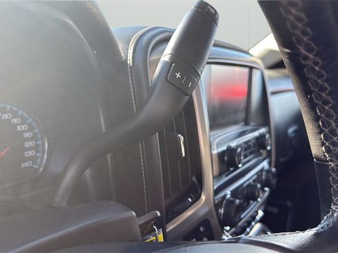 Used 2017 GMC Sierra 3500 Denali w/ Duramax Plus Package image 32