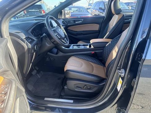 Certified 2024 Ford Edge Titanium w/ Titanium Elite Package image 24