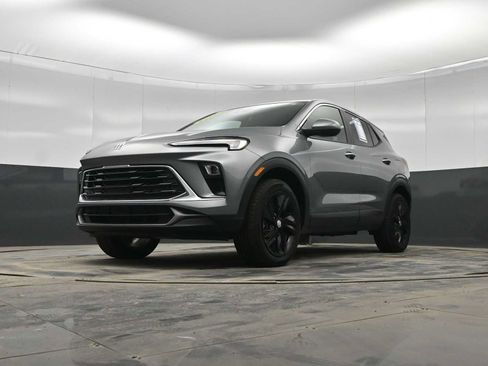 Used 2024 Buick Encore GX Preferred image 31