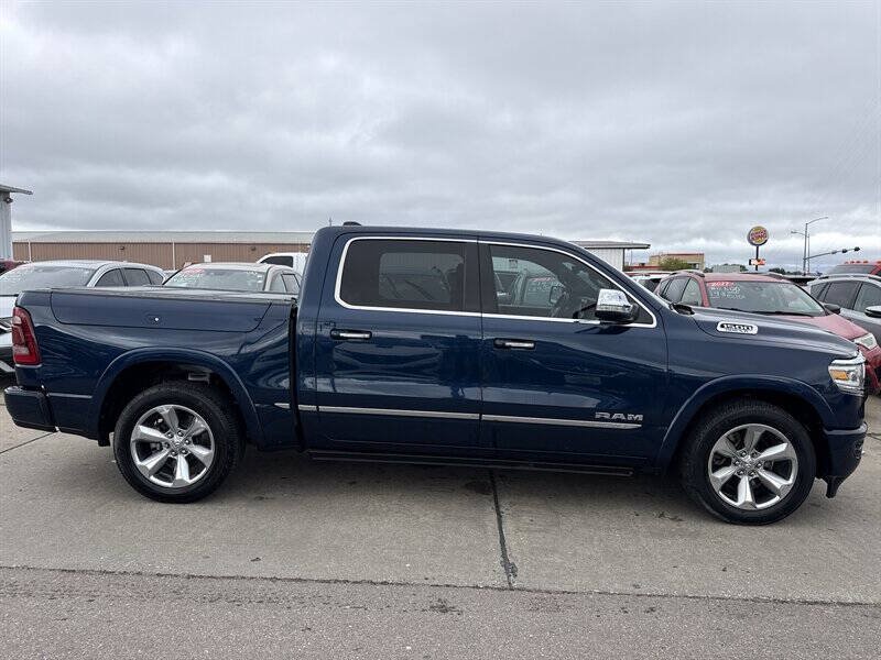 Used 2022 RAM 1500 Limited w/ Body Color Bumper Group AWD/4WD image 10