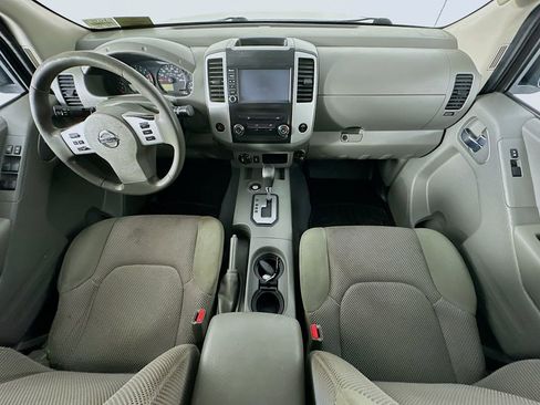 Used 2020 Nissan Frontier SV AWD/4WD image 10