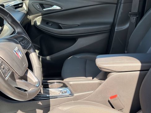 Used 2024 Buick Encore GX Preferred w/ Comfort Package FWD image 18