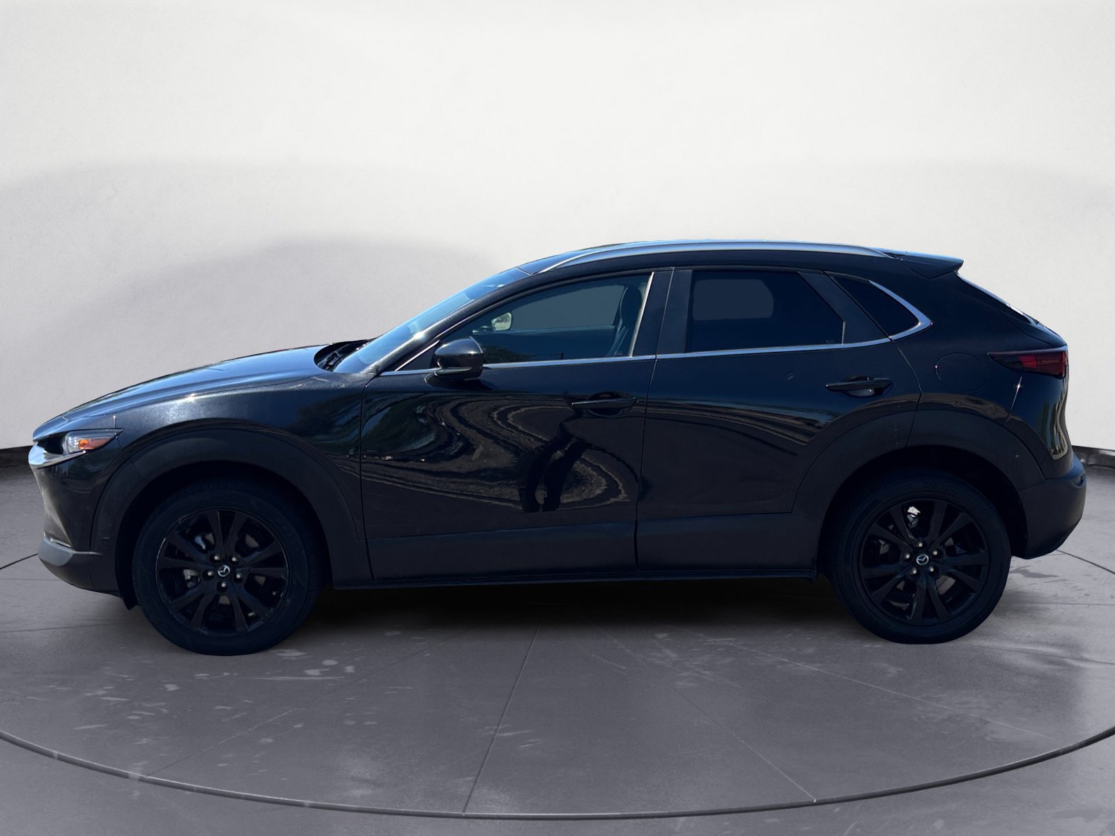 Used 2024 MAZDA CX-30 AWD 2.5 S w/ Select Sport Pkg image 3
