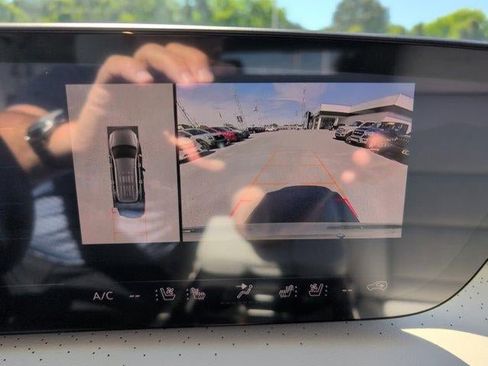 New 2026 Buick Enclave Avenir w/ Super Cruise Package AWD/4WD image 20