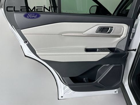 New 2026 Ford Explorer Active w/ Active Comfort Package AWD/4WD image 27