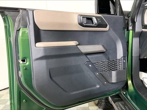 Used 2023 Ford Bronco Wildtrak image 23