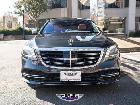 Used 2019 Mercedes-Benz S 560 4MATIC Sedan w/ Premium Package image 2