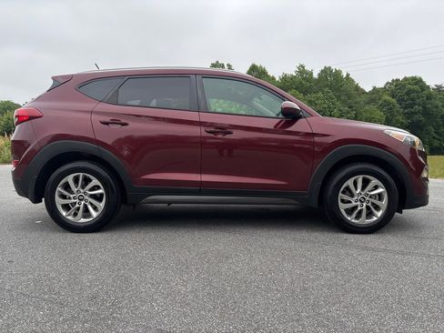 Used 2016 Hyundai Tucson SE w/ Option Group 12 FWD image 6