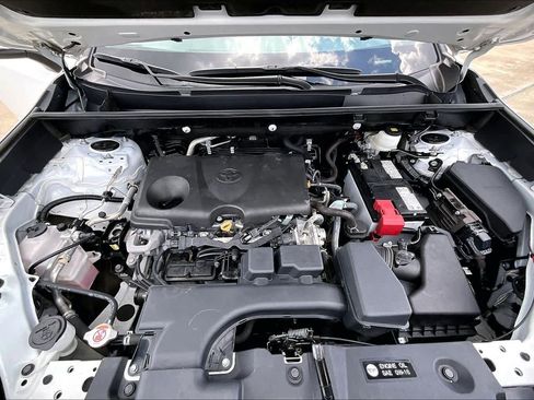 Used 2024 Toyota RAV4 XLE image 30