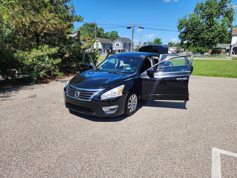 Used 2015 Nissan Altima 2.5 S w/ Power Driver Seat Package FWD image 27