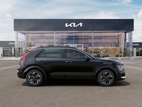 New 2026 Kia Niro Wave FWD image 7