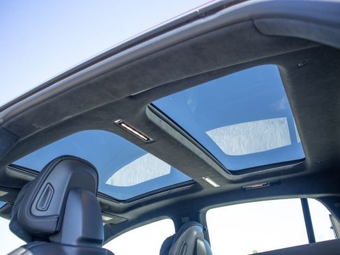 Used 2023 Mercedes-Benz EQS 580 580 image 35