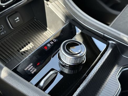 New 2026 Jeep Grand Cherokee Altitude AWD/4WD image 27