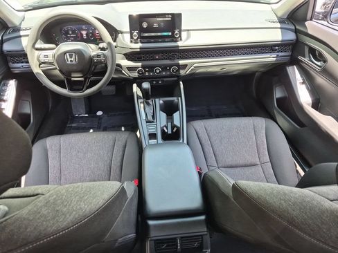 Used 2025 Honda Accord LX image 25