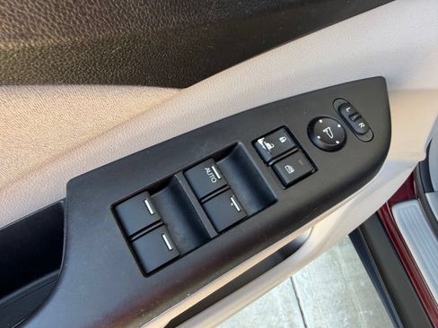 Used 2014 Honda CR-V EX image 10