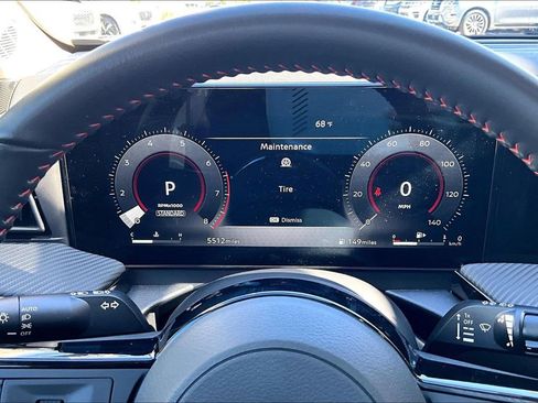 Used 2025 Nissan Kicks SR image 29