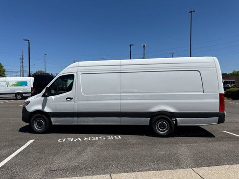 New 2025 Mercedes-Benz Sprinter 2500 image 7