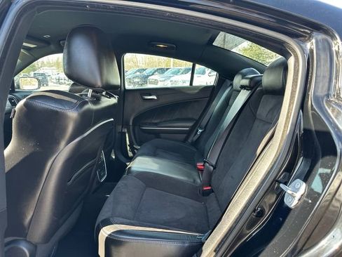 Used 2019 Dodge Charger R/T w/ Plus Group image 15