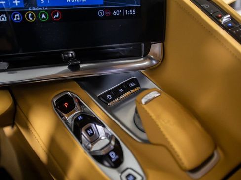 Used 2023 Chevrolet Corvette Stingray Premium Cpe w/ Z51 Performance Package image 25