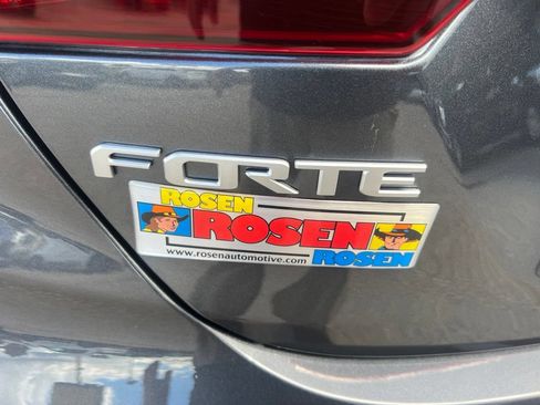 Certified 2023 Kia Forte LXS FWD image 27