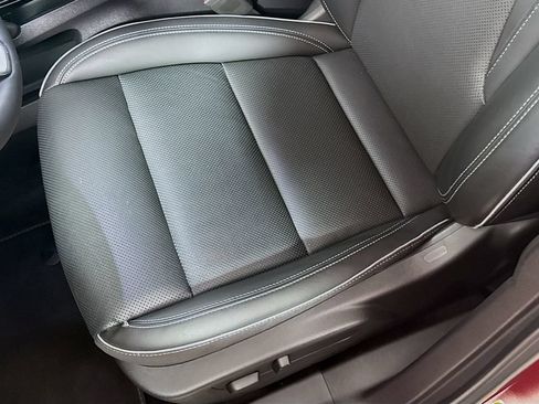 Used 2022 Buick Envision Essence w/ Technology Package I FWD image 20