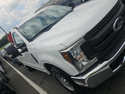 Used 2019 Ford F250 XL w/ XL Value Package RWD image 2