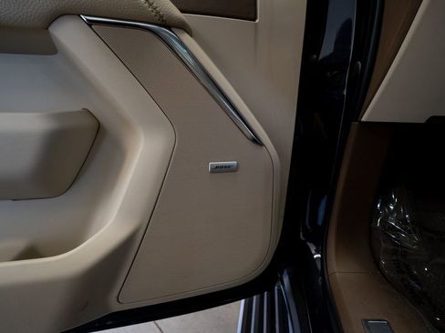 Used 2023 GMC Yukon Denali AWD/4WD image 29