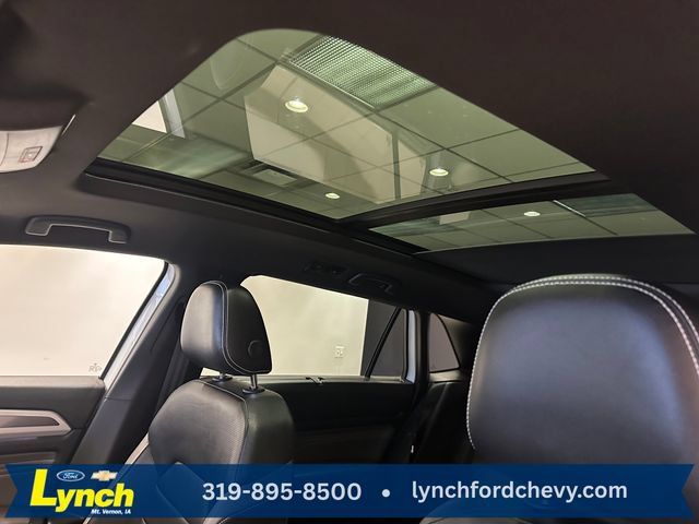 Used 2021 Volkswagen Atlas Cross Sport SEL Premium R-Line w/ Cross Sport MDO Package AWD/4WD image 4