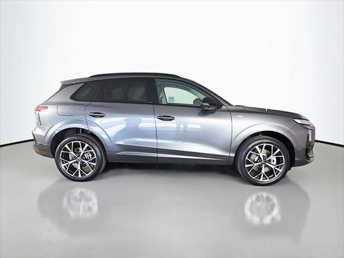 New 2026 Audi Q3 quattro 2.0T AWD/4WD image 8