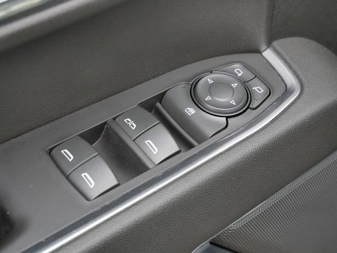 Used 2022 GMC Sierra 1500 Elevation w/ LPO, Elevation Black Package image 17