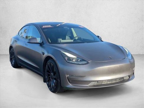 Used 2021 Tesla Model 3 Performance image 3