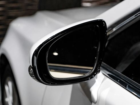 Used 2015 Lexus LS 460 L RWD image 36