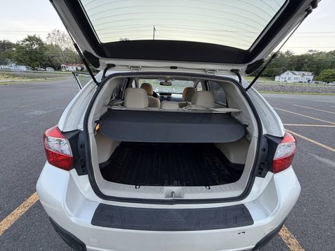 Used 2014 Subaru Crosstrek 2.0i Premium w/ Moonroof Package AWD/4WD image 16