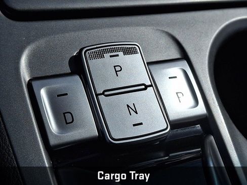 Used 2023 Hyundai Kona SE image 17