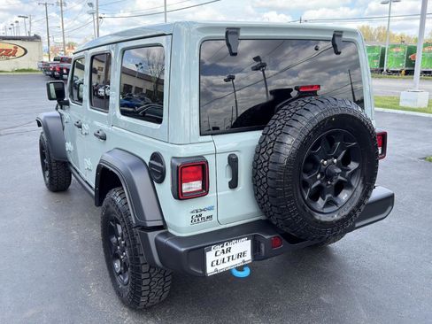 Used 2023 Jeep Wrangler Unlimited w/ Sun & Screen Package AWD/4WD image 18