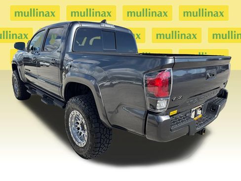 Used 2023 Toyota Tacoma SR5 w/ Technology Package AWD/4WD image 8