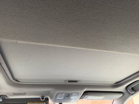 Used 2009 Toyota RAV4 Limited AWD/4WD image 18