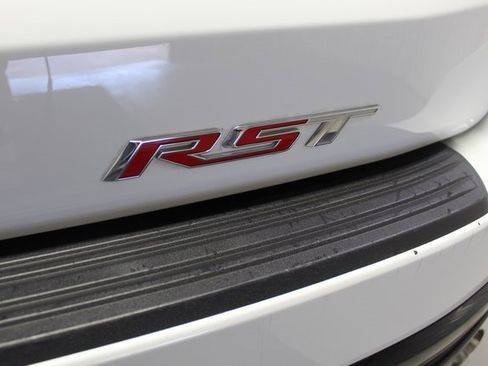 Used 2023 Chevrolet Suburban RST w/ Sport Performance Package image 7