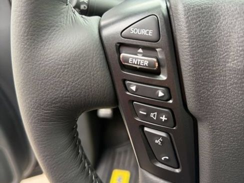Used 2026 Nissan Frontier SV w/ All-Weather Content Package RWD image 12