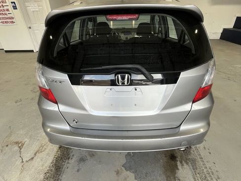 Used 2010 Honda Fit Sport image 4
