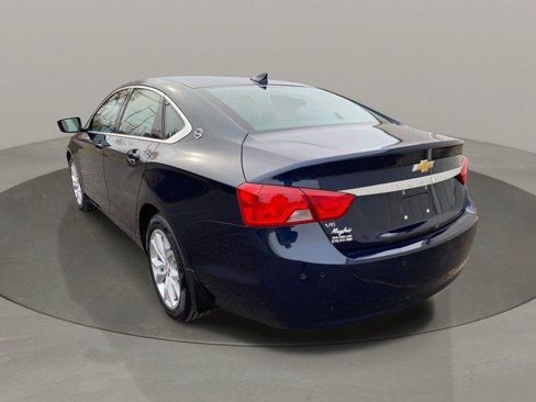 Used 2017 Chevrolet Impala LT w/ Convenience Package image 4