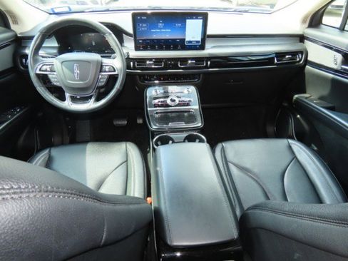 Certified 2023 Lincoln Nautilus FWD w/ Premium Package image 22