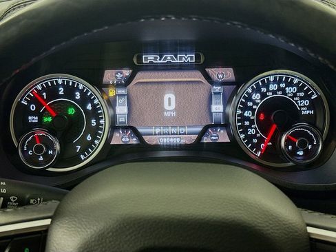 Used 2019 RAM 1500 Laramie w/ Bed Utility Group AWD/4WD image 13