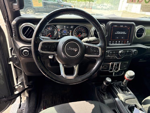 Used 2020 Jeep Wrangler Unlimited Sahara AWD/4WD image 17
