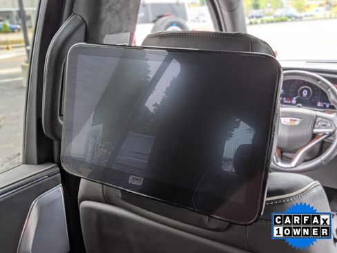 Used 2023 Cadillac Escalade Sport Platinum AWD/4WD image 18