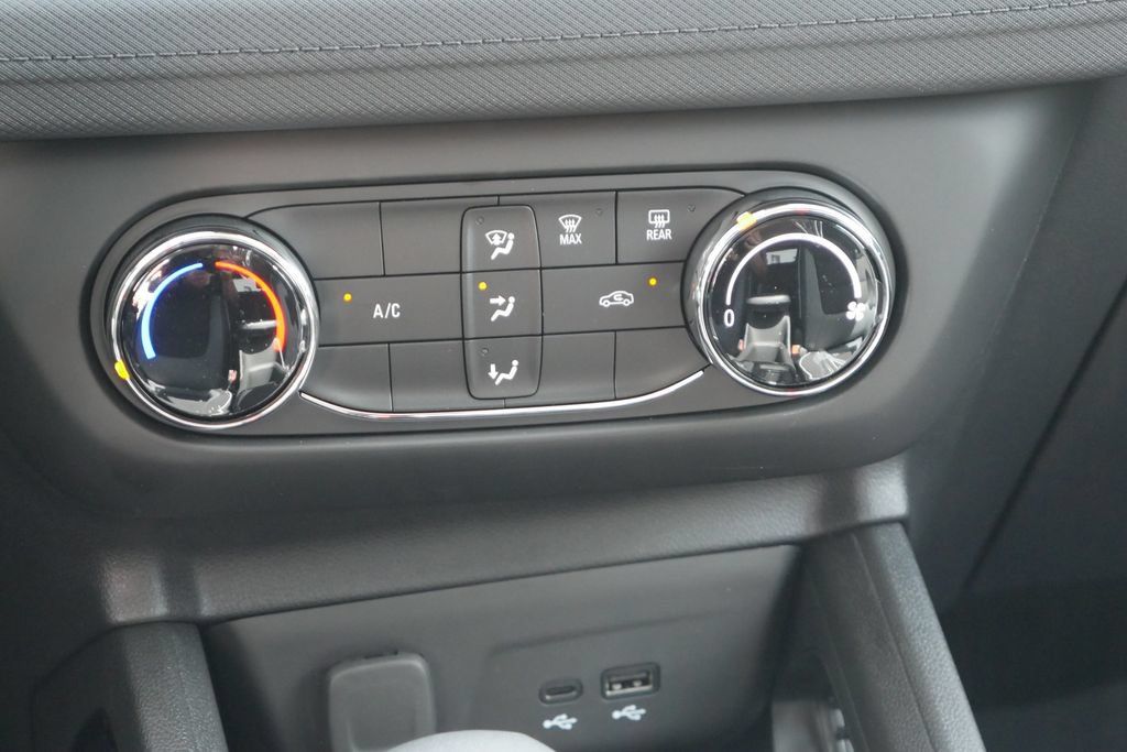 New 2026 Chevrolet TrailBlazer LS AWD/4WD image 19