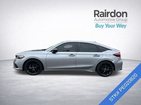 Used 2023 Honda Civic Sport image 4